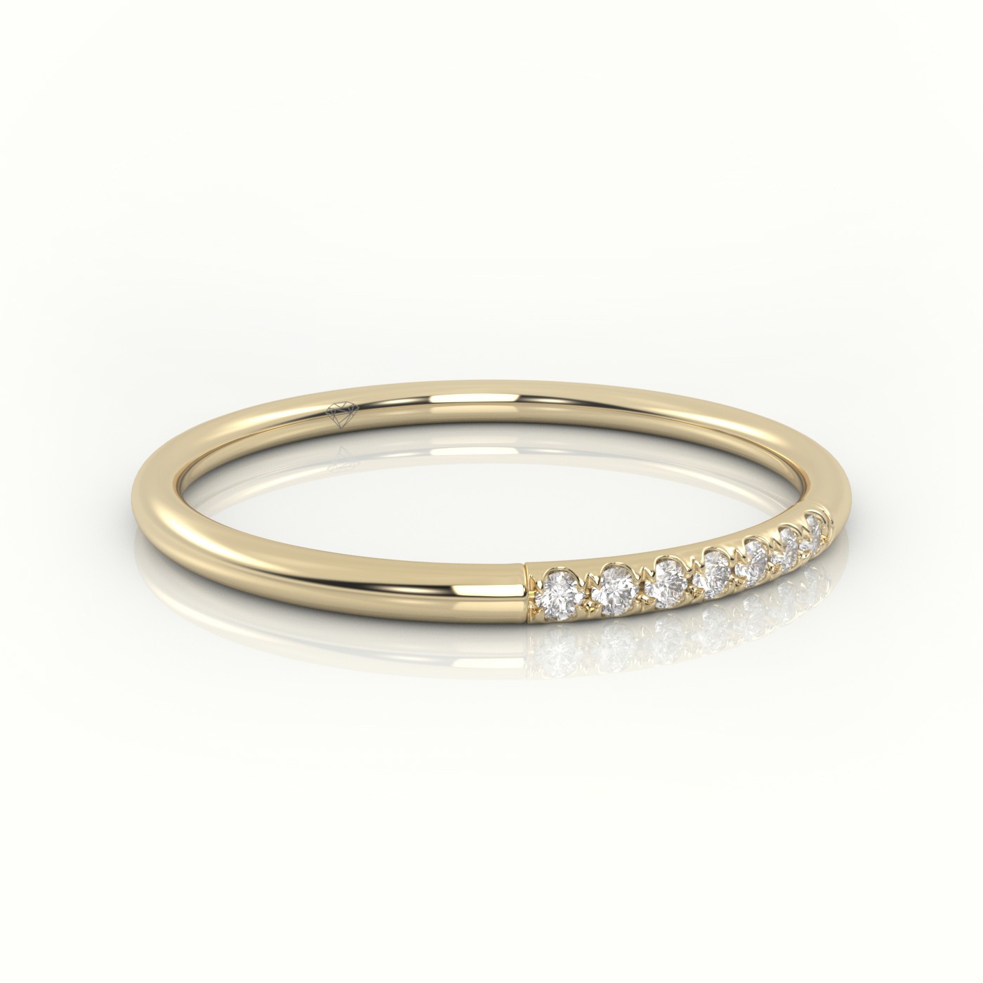 18k yellow gold  round cut diamond highly polished half eternity wedding band Photos & images