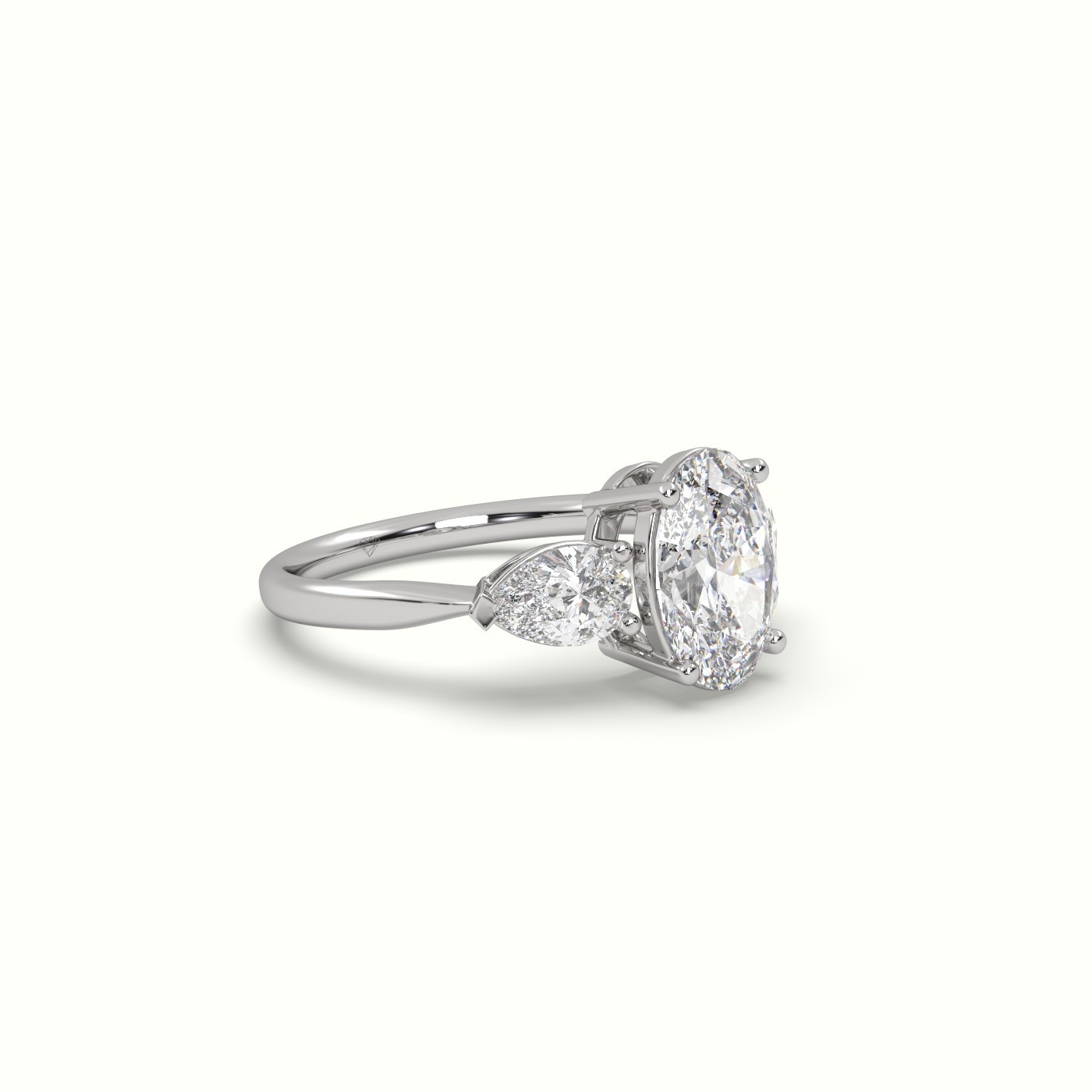 flash sale-18k white gold  oval diamond 4 round prongs trilogy ring pear shape side stone Photos & images