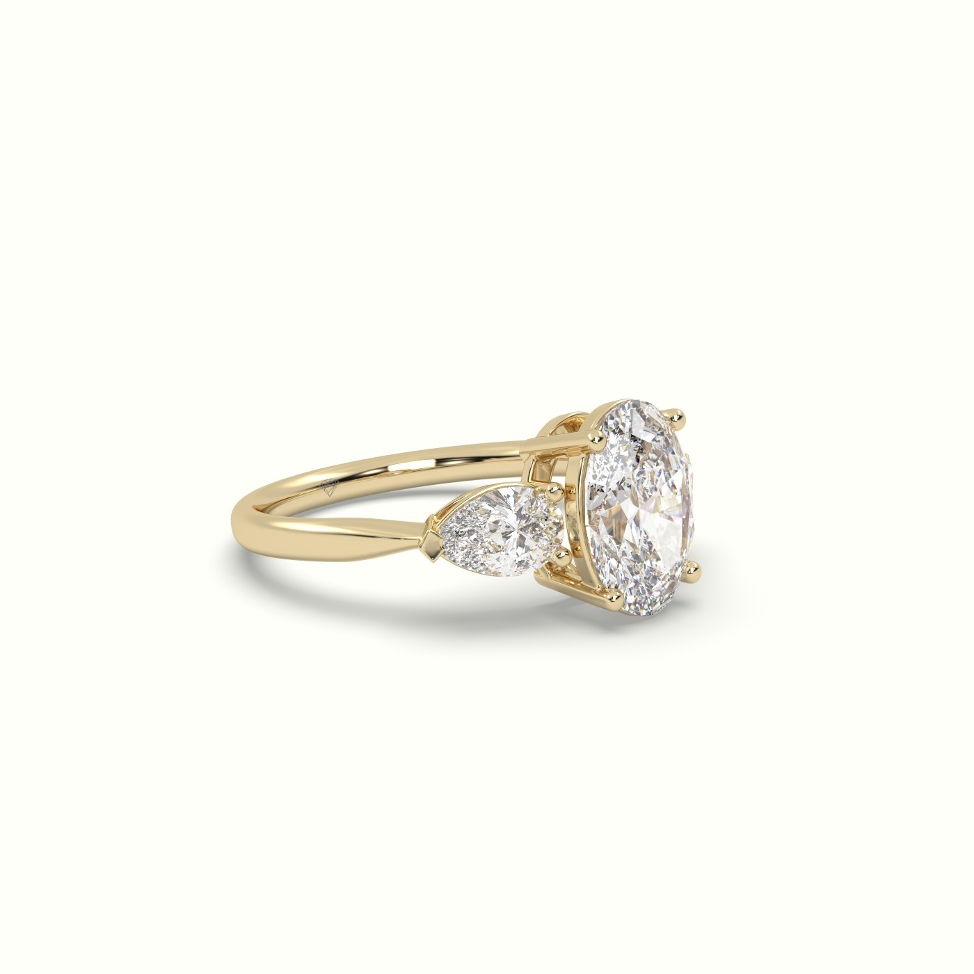 flash sale-18k yellow gold  oval diamond 4 round prongs trilogy ring pear shape side stone Photos & images