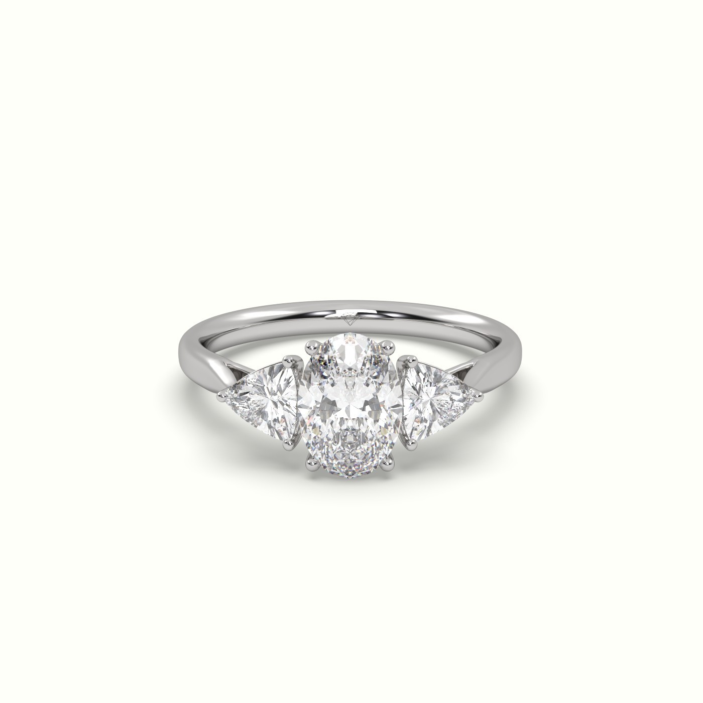 flash sale-18k white gold  oval & triangle diamond trilogy ring Photos & images