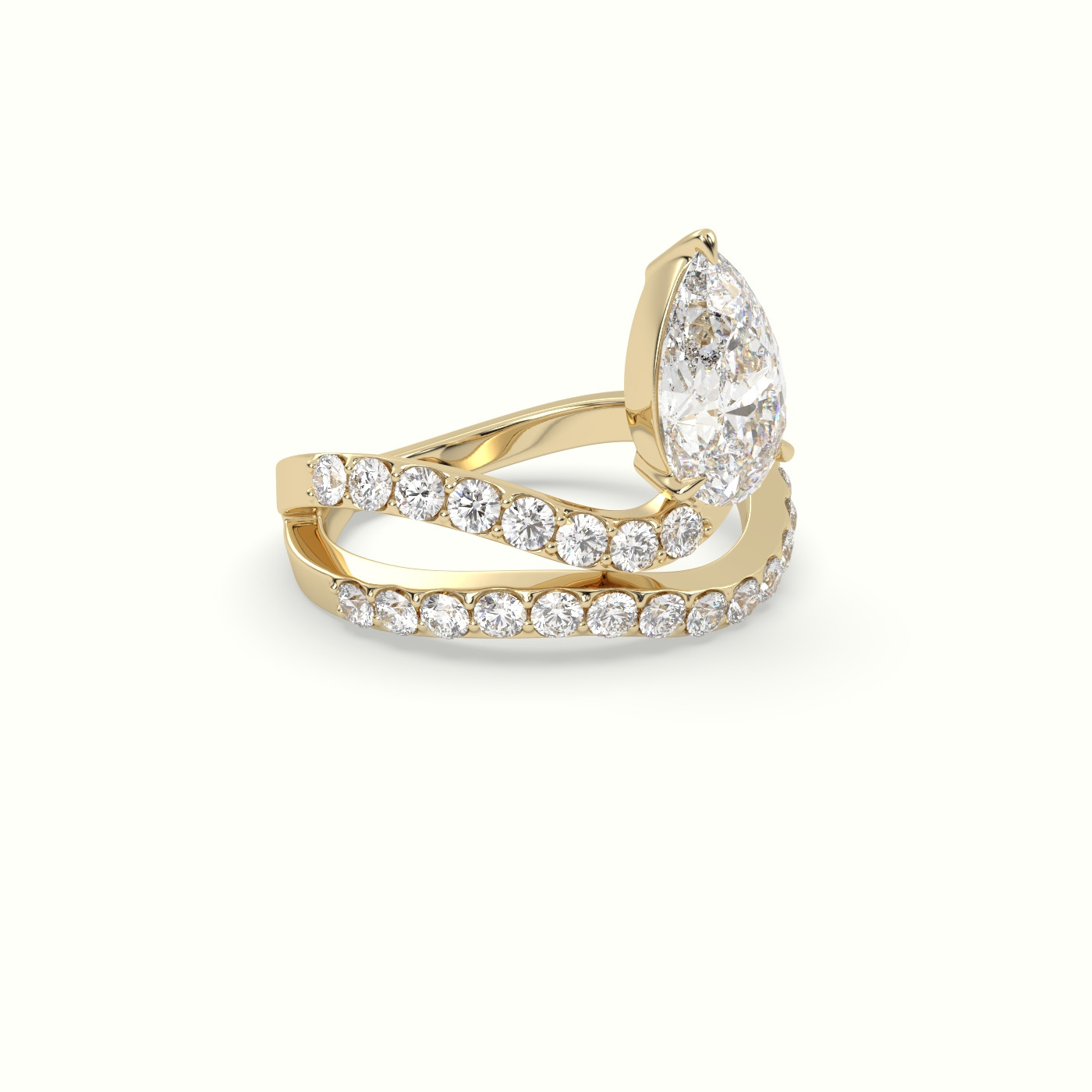 18k yellow gold pear diamond solitaire pavé ring Photos & images