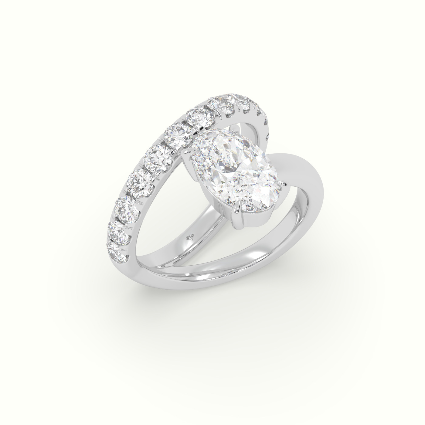 18k white gold oval diamond solitaire pavé ring Photos & images