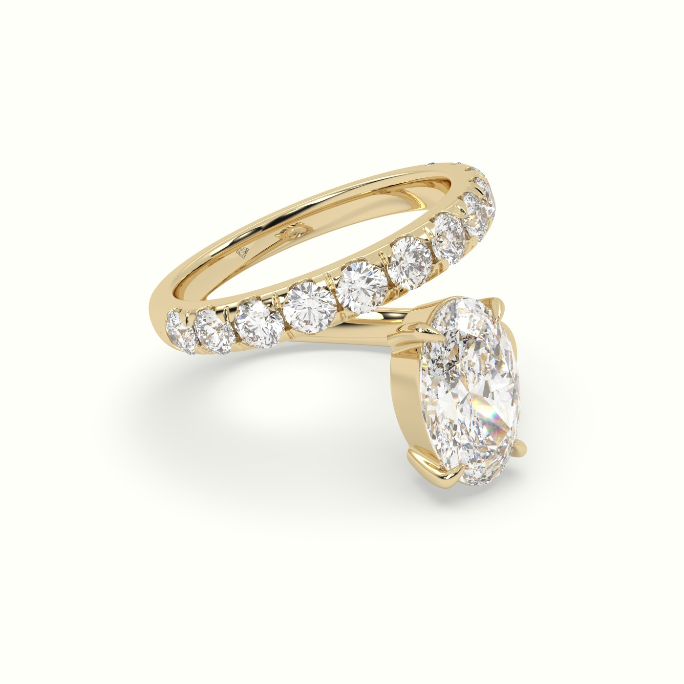 10k yellow gold oval diamond solitaire pavé ring Photos & images