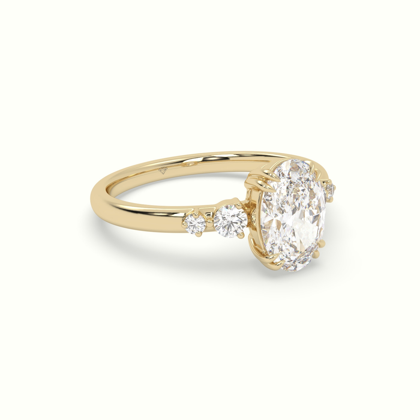 18k yellow gold oval diamond solitaire side stone ring Photos & images